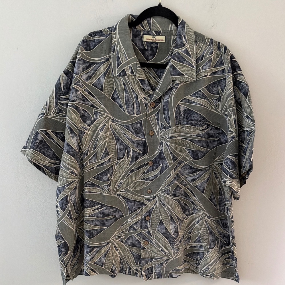 Tommy Bahama Men XXL 100% Silk‎ Tropical Leaf Short Sleeve Button Down Shirt